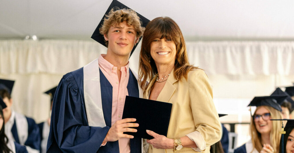 University-Admissions-and-College-Counseling-Grad-378