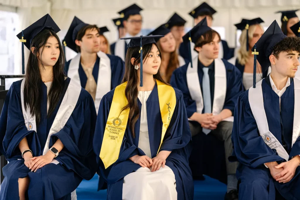 ib-diploma-ISF-Grad-361