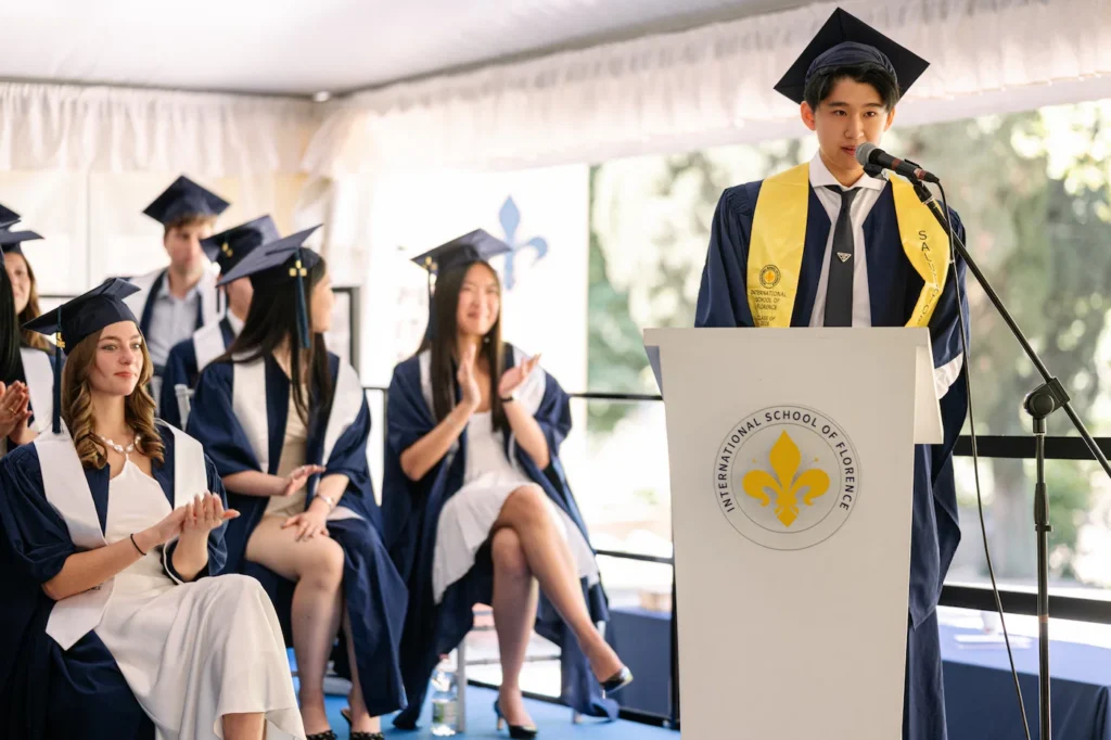 ib-diploma-ISF-grad-493