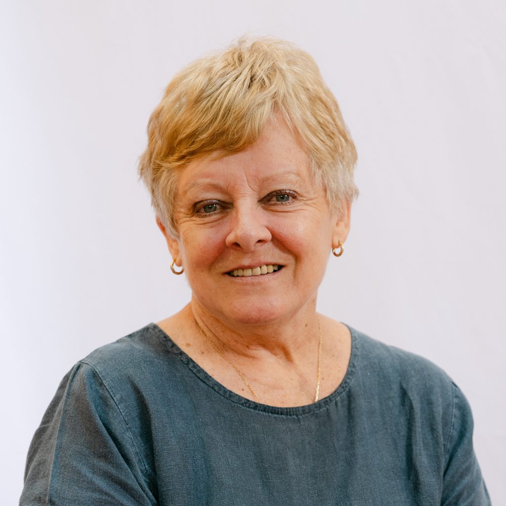 Sue Yiannakis